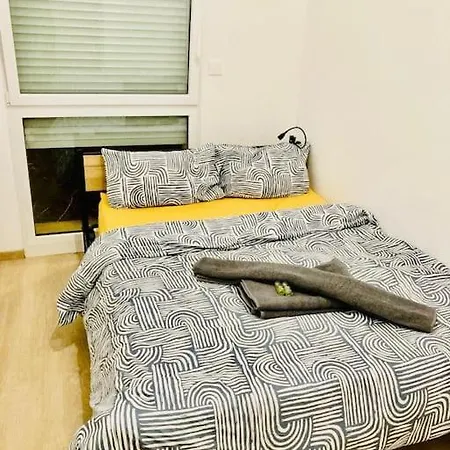 La Taniere De L'elephant-4 Ch-ile De * ナント